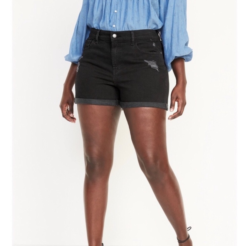 Old Navy Mid Rise Distressed Boyfriend‎ Jean Shorts Black 4